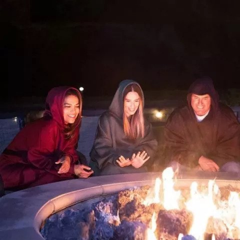 BLANKY – Ocieplana bluza i koc w jednym slider