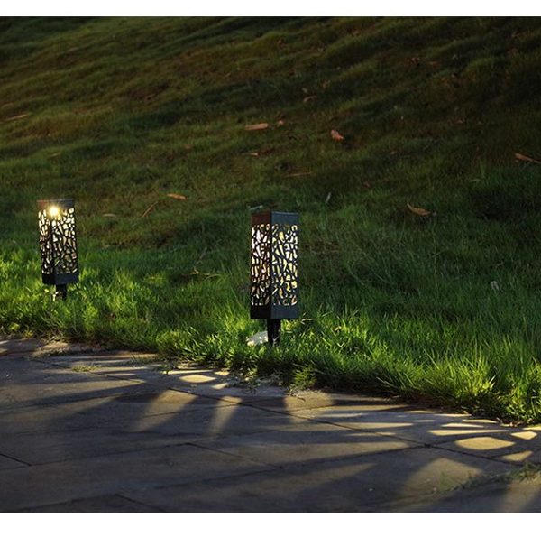 Dekoracyjna ogrodowa lampa solarna 1 + 1 GRATIS – LANTERNA slider
