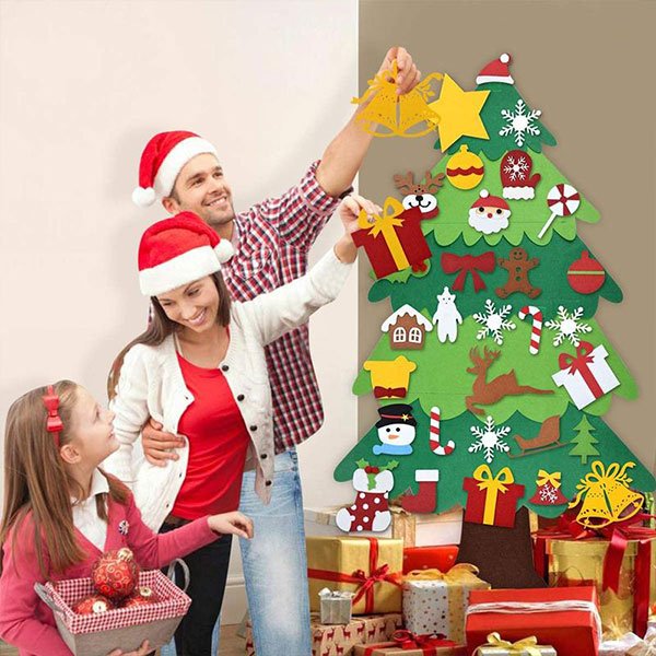 FELT CHRISTMAS TREE – Zestaw z filcową choinką i ozdobami