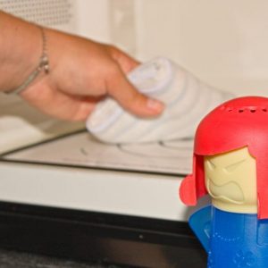 Wydajny, szybki środek do czyszczenia kuchenki mikrofalowej – ANGRYMOM 03
